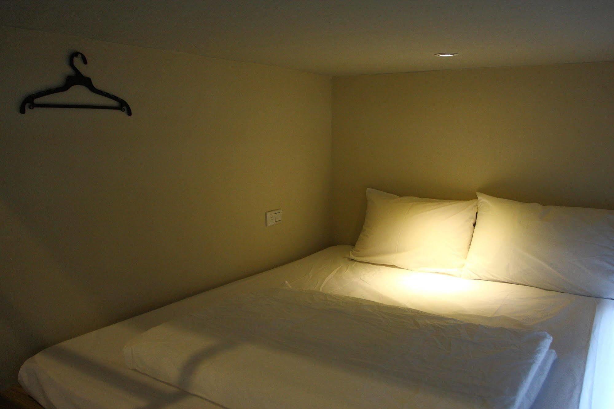 The Packer'S Hostel Taipei Exterior photo
