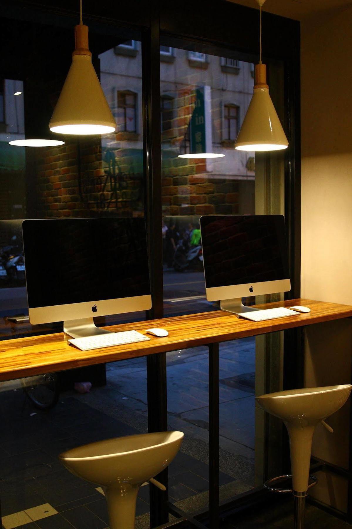The Packer'S Hostel Taipei Exterior photo